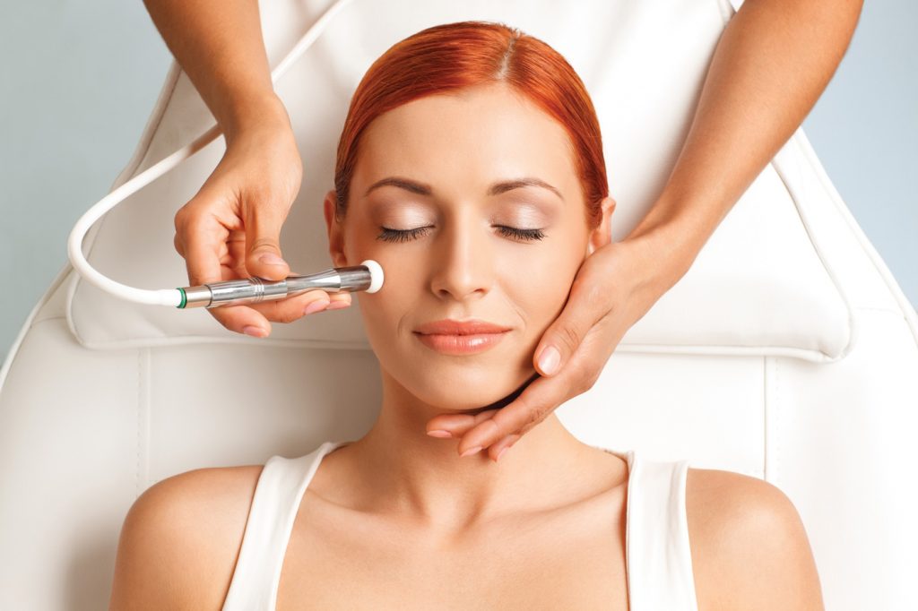 Everything to know about facials with extractions in Thousand Oaks, CA
